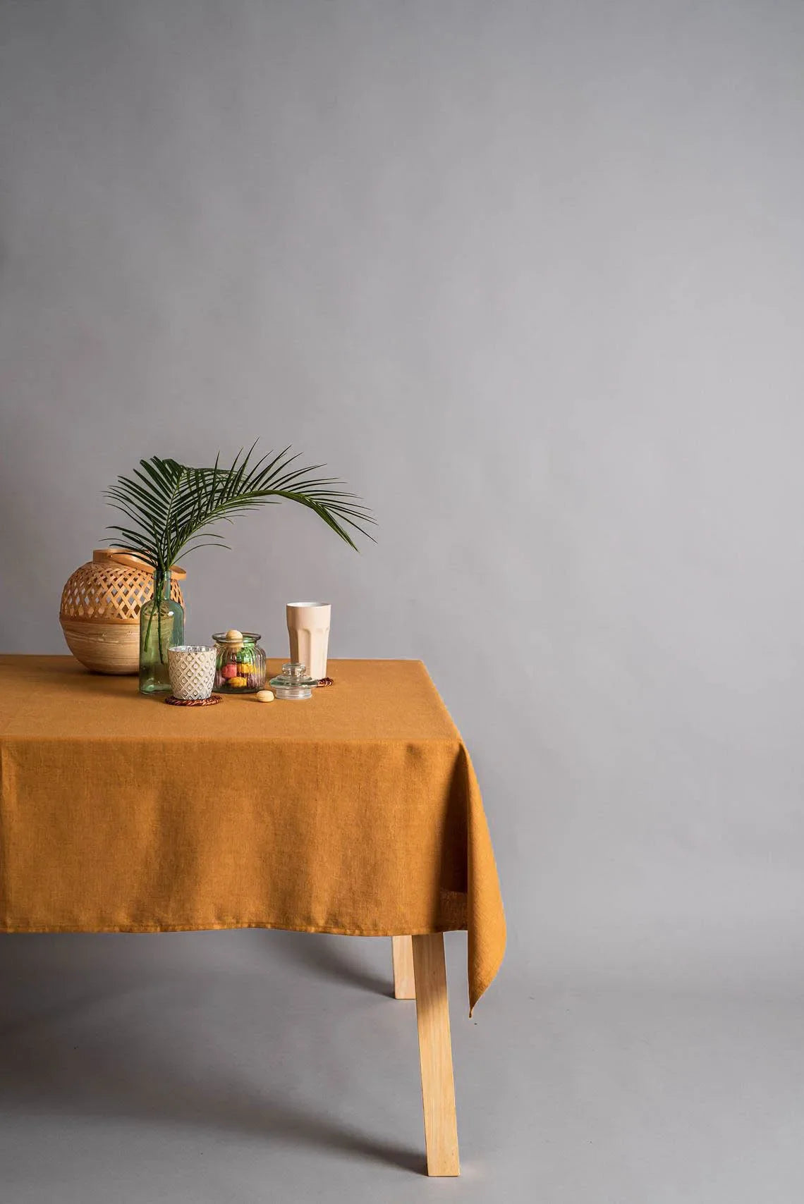 Nappe blanche en lin