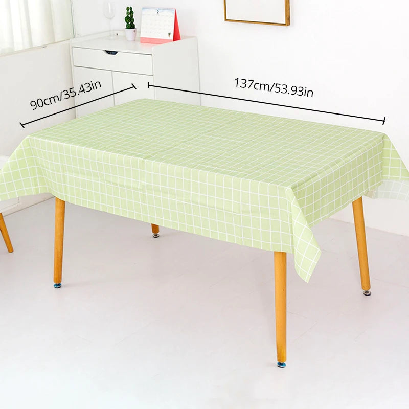 Nappe blanche damassée