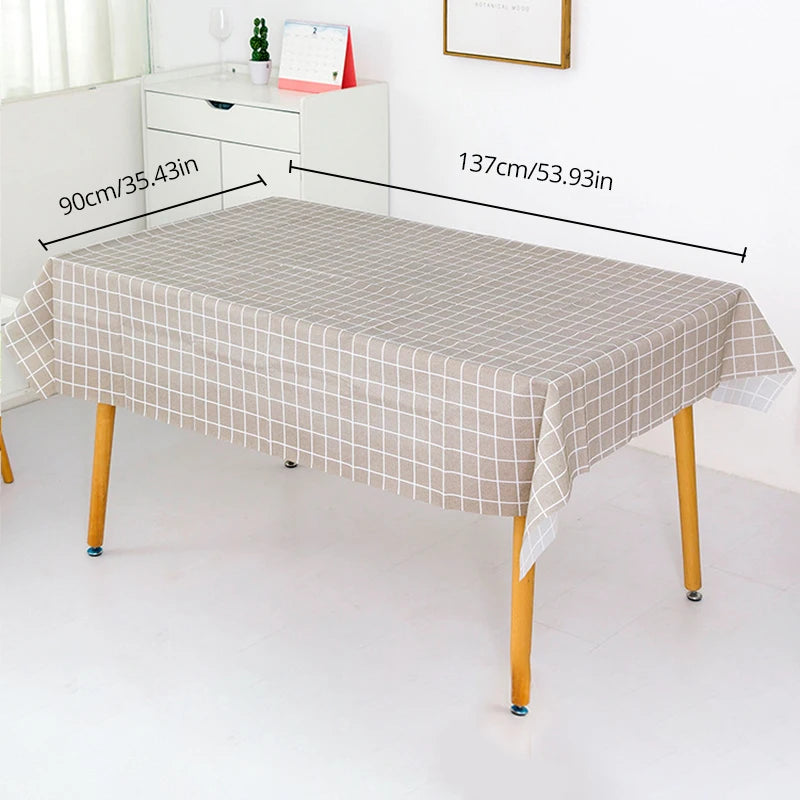 Nappe blanche damassée