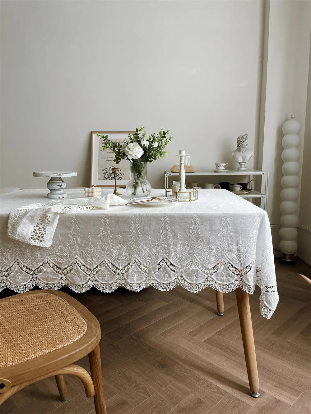 Nappe carrée blanche