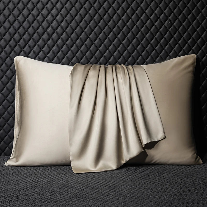 Housse de coussin soie
