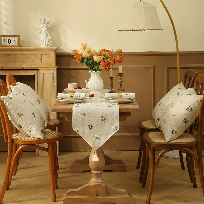 Chemin de table blanc
