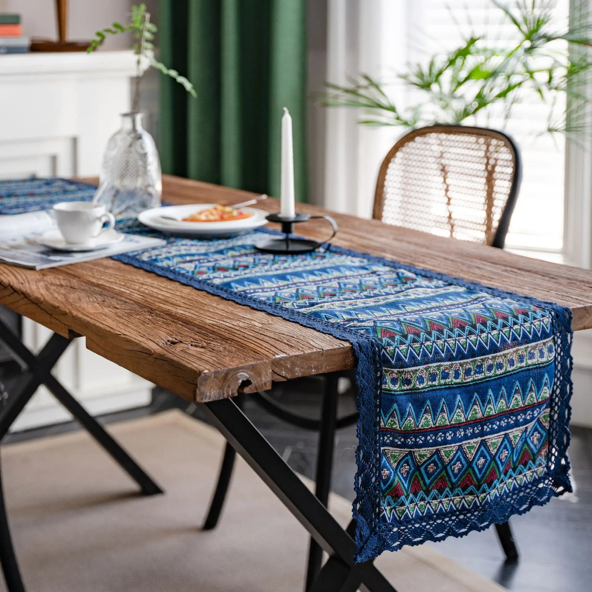 Chemin de table bleu canard