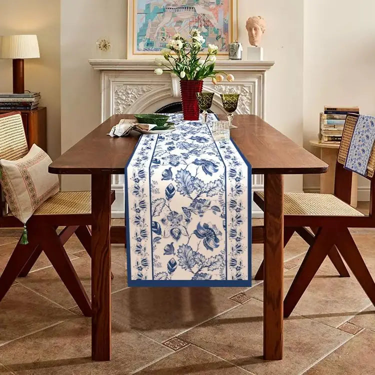 Chemin de table bleu
