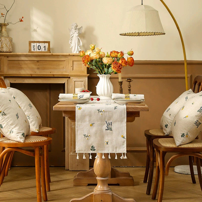 Chemin de table blanc