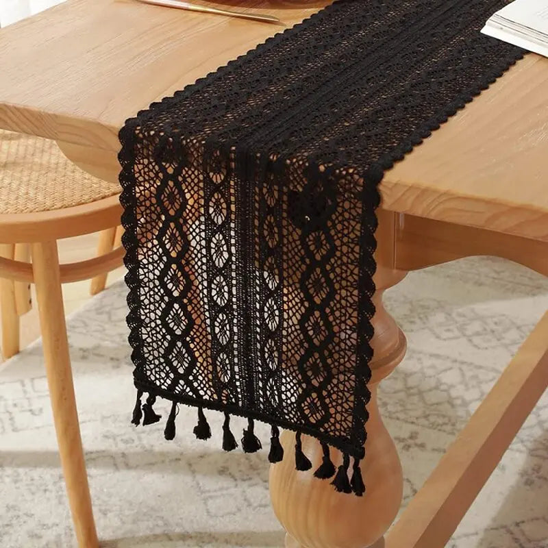 Chemin de table au crochet moderne