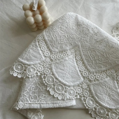 Nappe carrée blanche