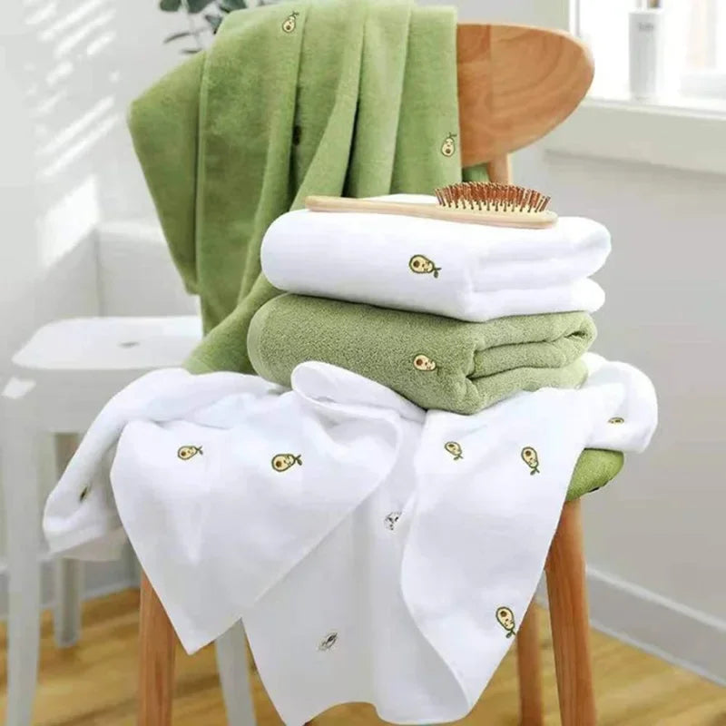 Serviette de bain bébé fille