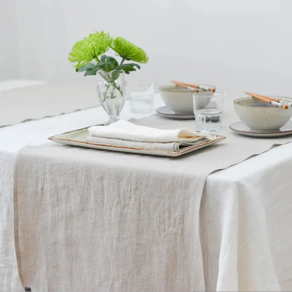 Chemin de table moderne