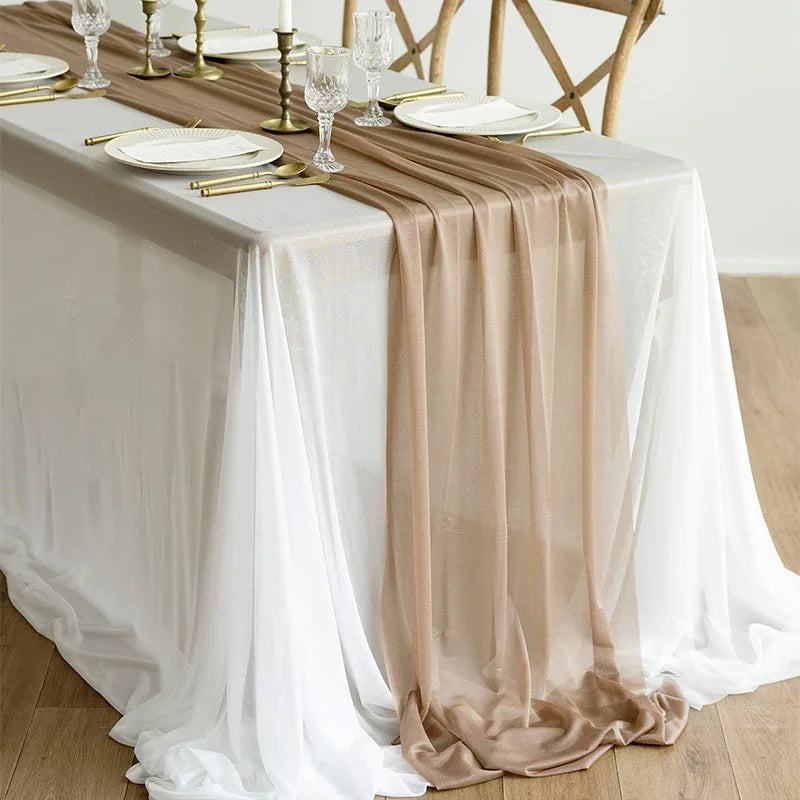 Chemin de table doré