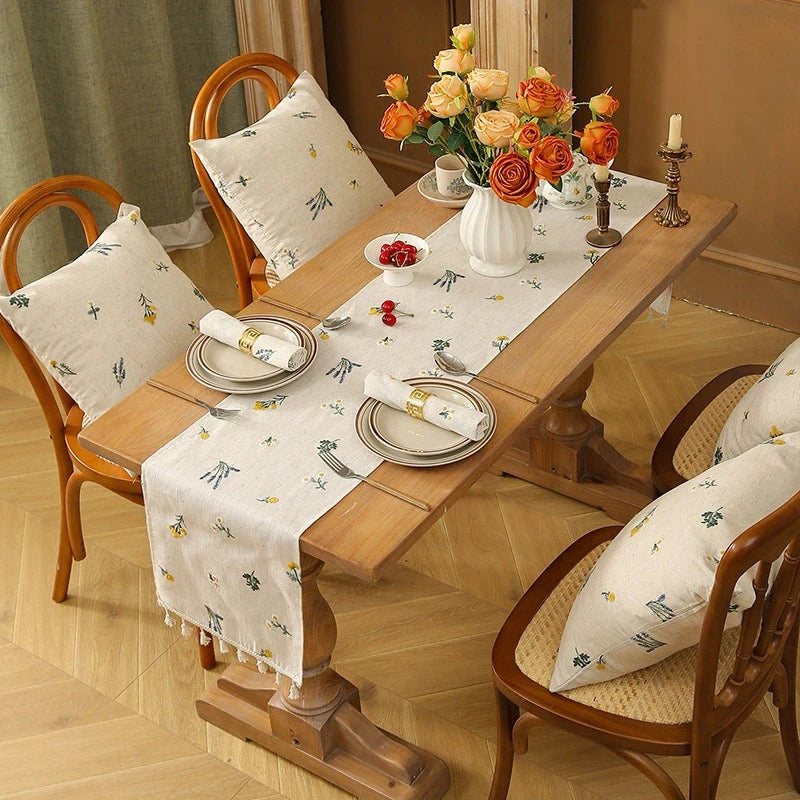 Chemin de table blanc