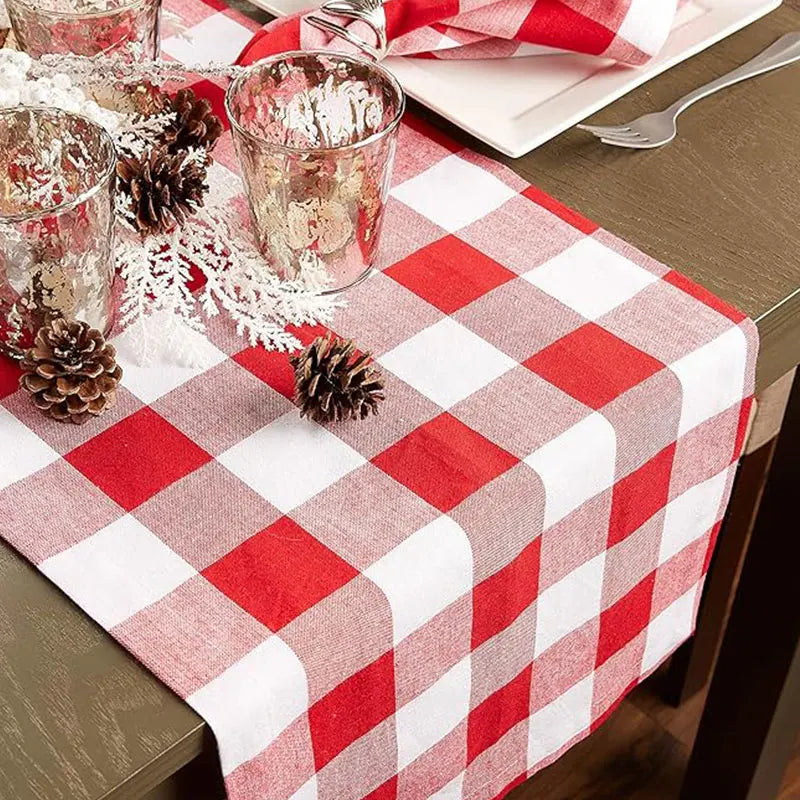 Chemin de table rouge