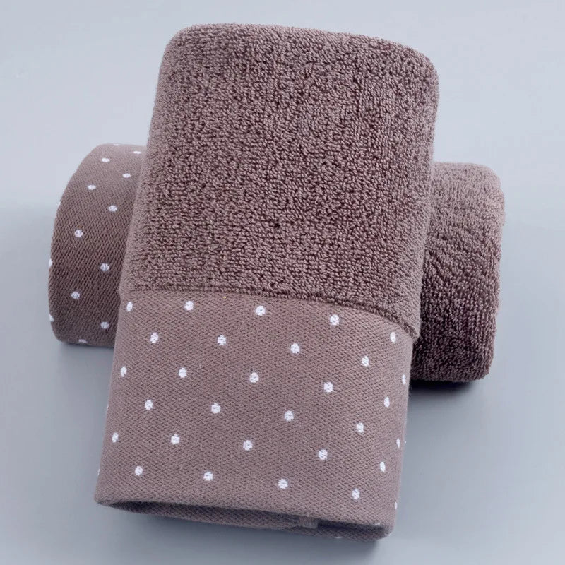 Serviette de bain marron